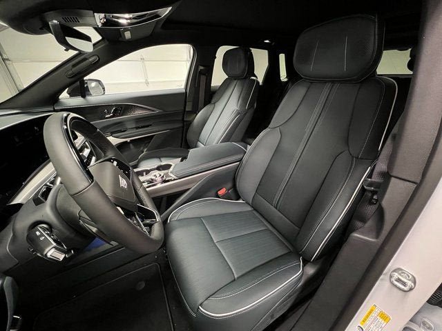 New 2025 Cadillac Lyriq Sport w/ Nappa Leather Package image 15