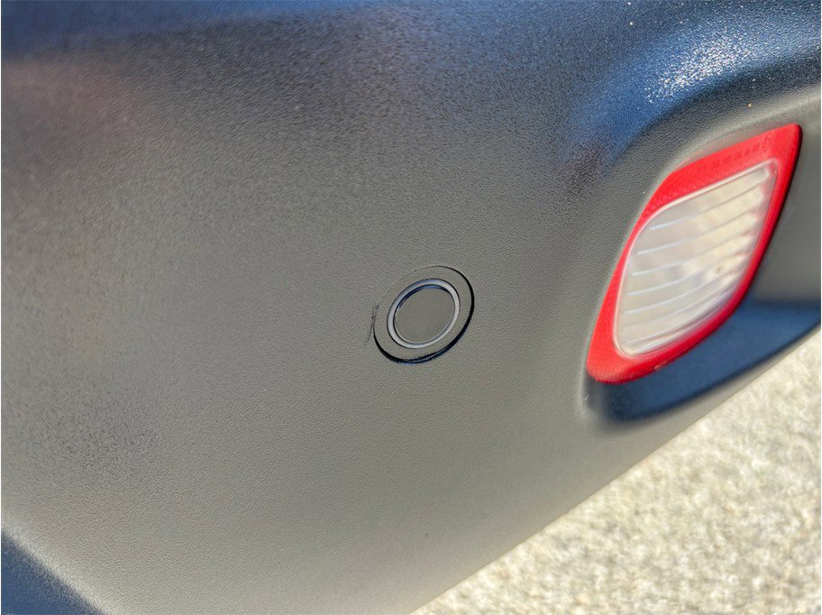 Used 2021 Jeep Renegade Latitude FWD image 16