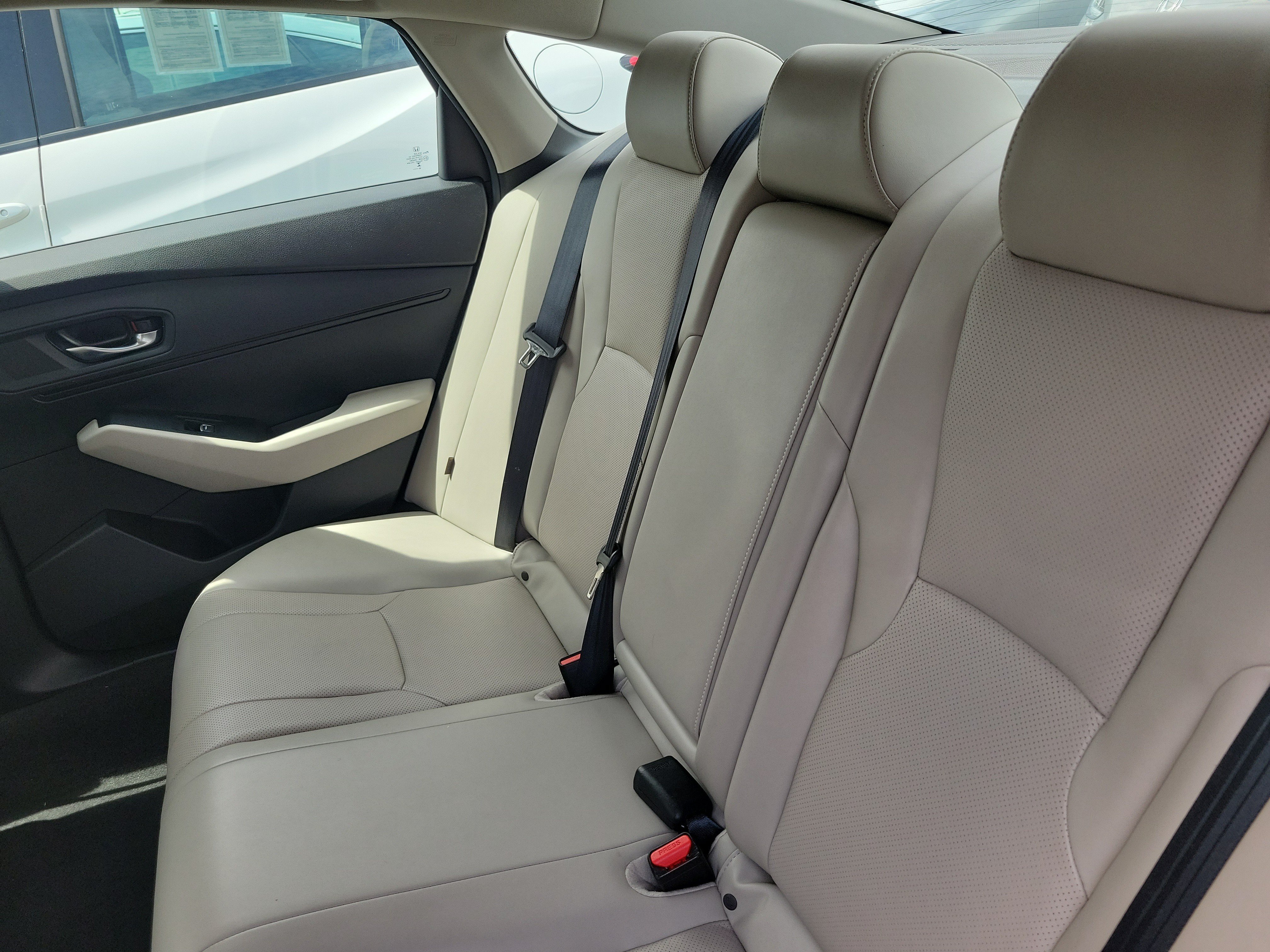 Used 2024 Honda Accord EX-L image 12