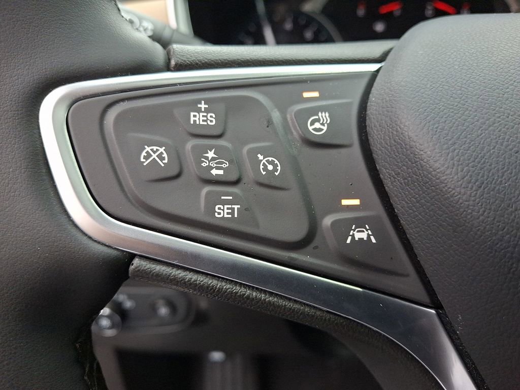 Used 2023 Chevrolet Equinox Premier image 21