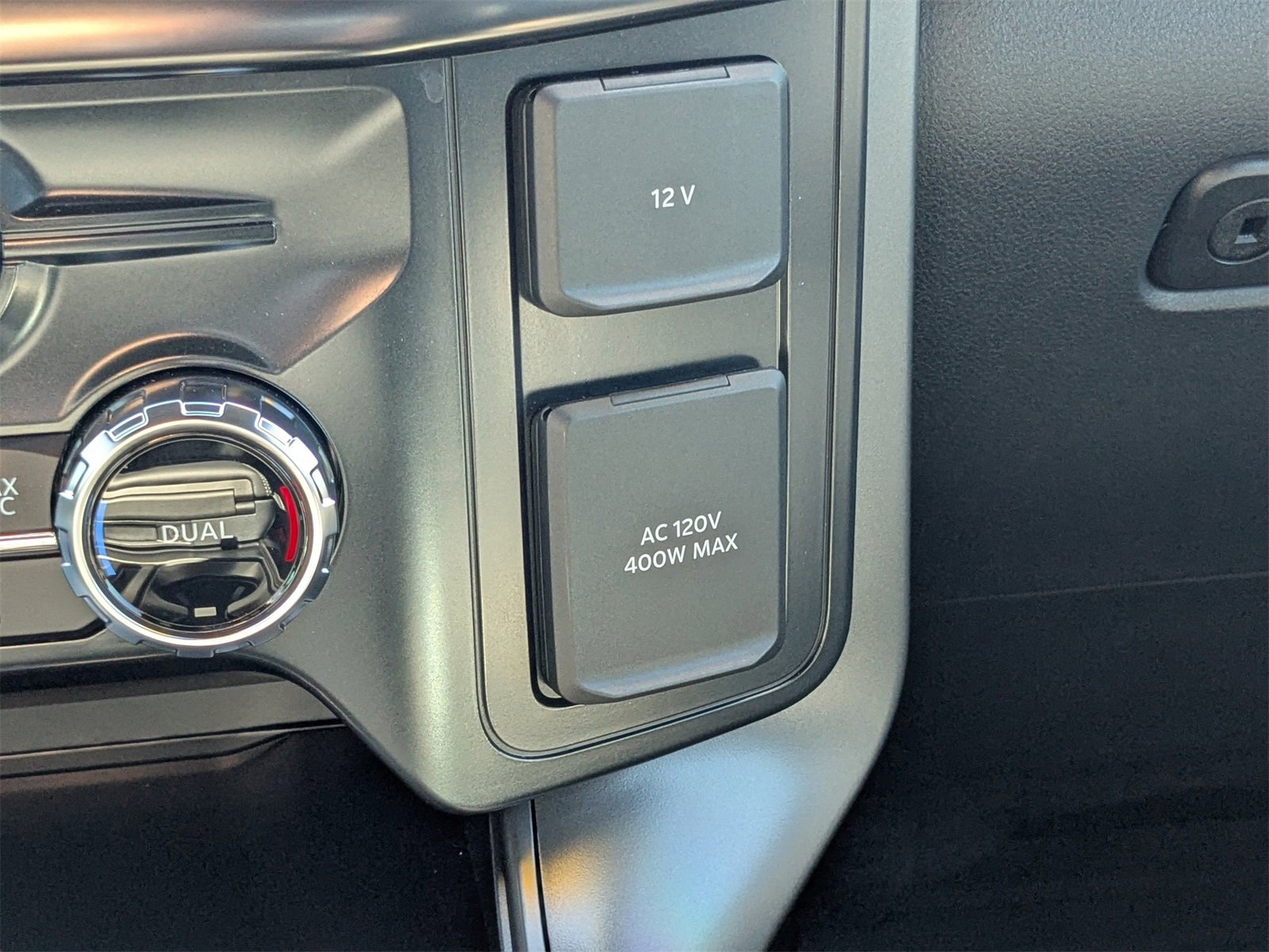 New 2026 Ford F150 Lariat w/ Equipment Group 502A High image 25