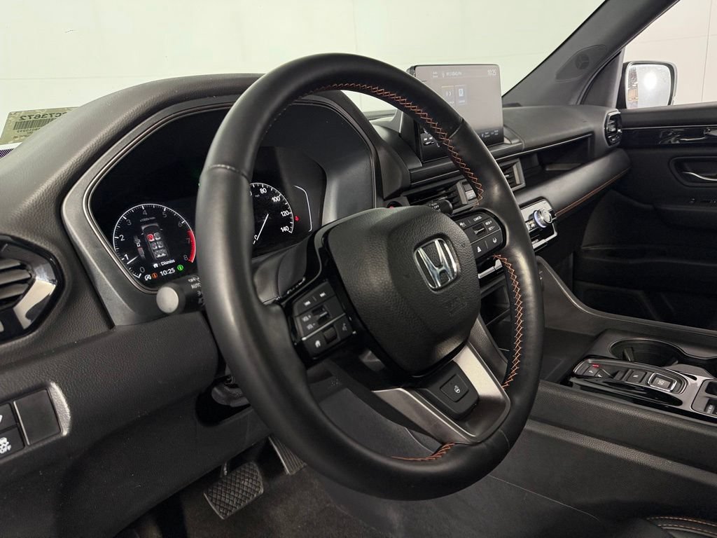 Used 2024 Honda Pilot TrailSport image 13