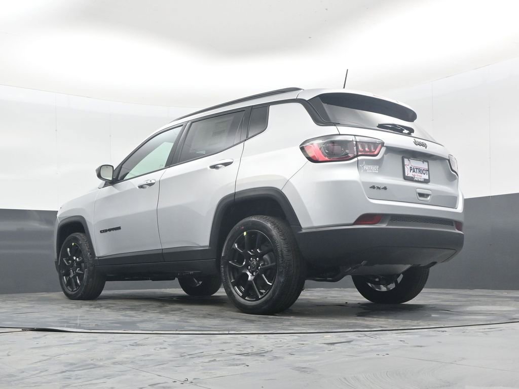 New 2026 Jeep Compass Latitude AWD/4WD image 42
