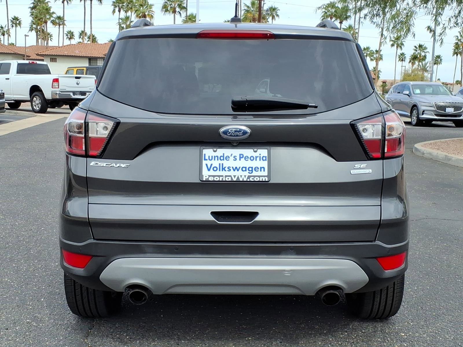 Used 2017 Ford Escape SE w/ Equipment Group 201A image 6