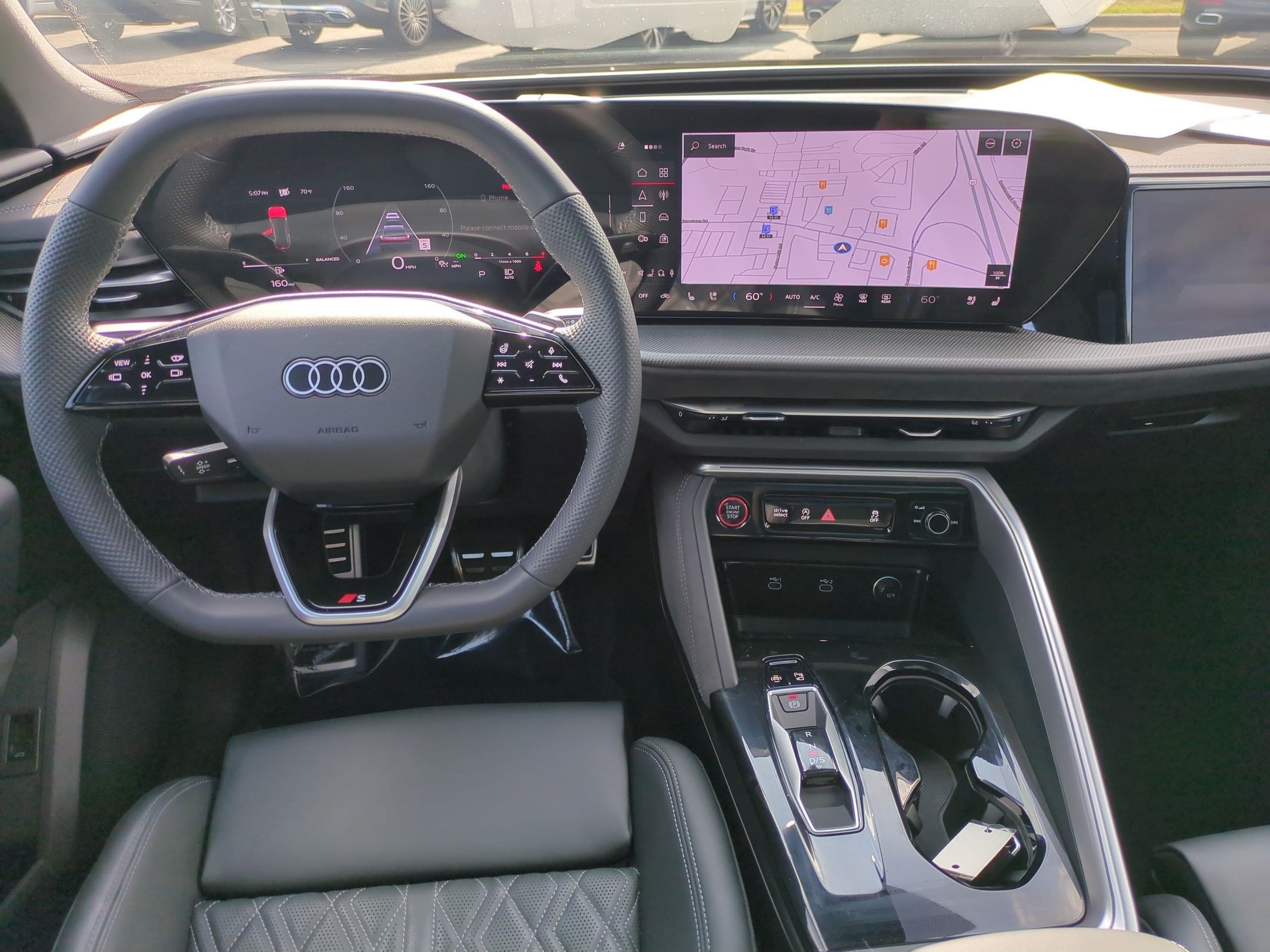 Used 2025 Audi SQ5 Prestige AWD/4WD image 32
