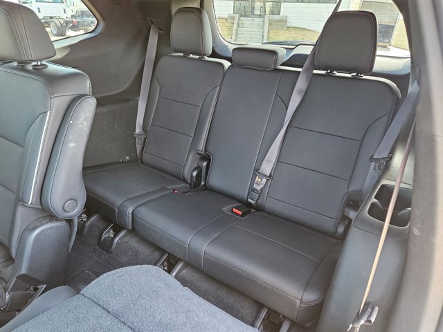 Used 2025 Buick Enclave Preferred image 19
