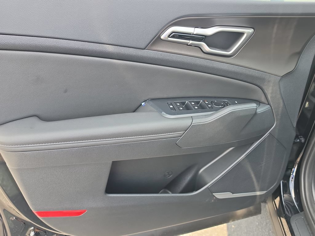 New 2026 Kia Sportage EX FWD image 18