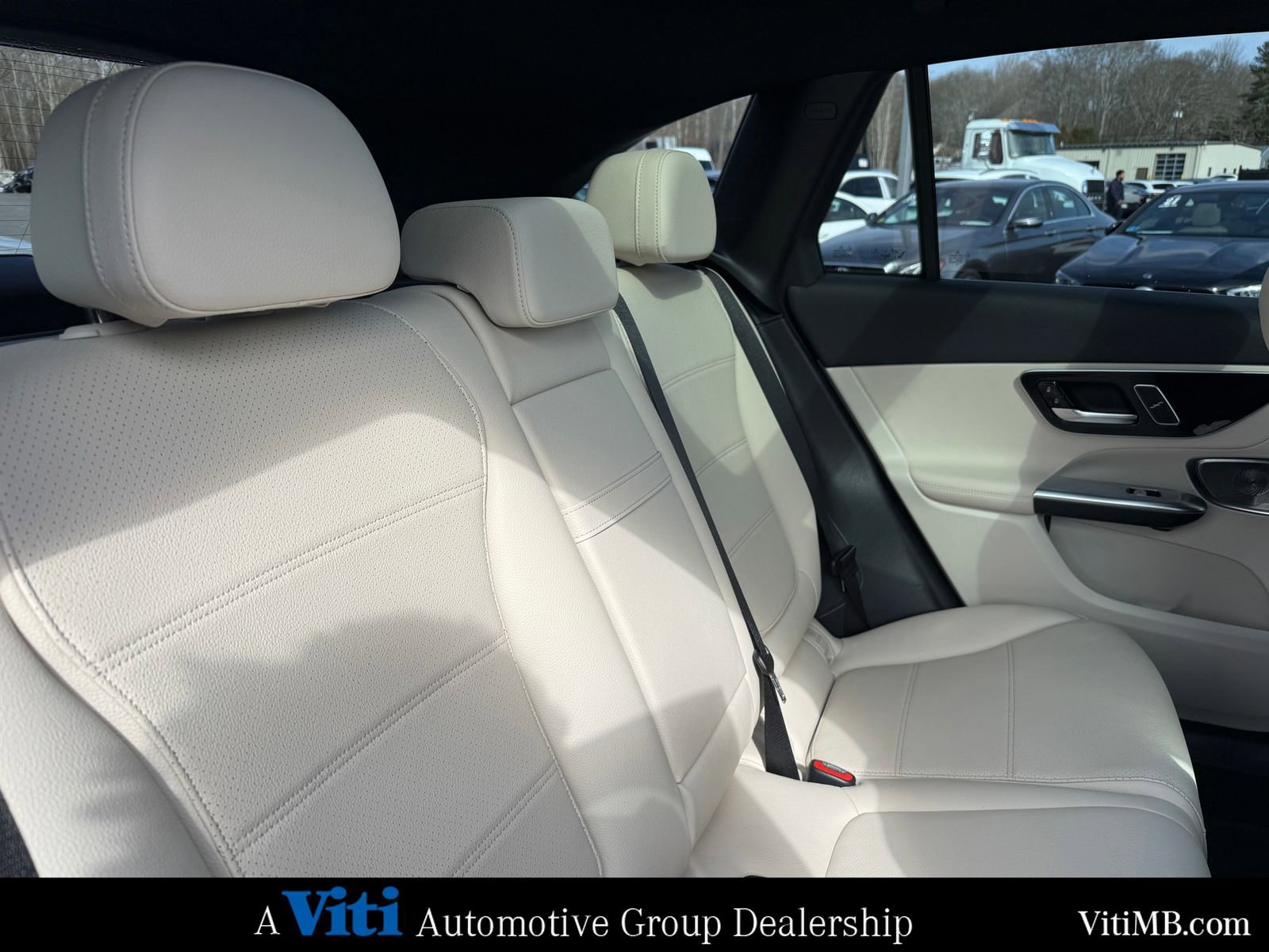 Certified 2025 Mercedes-Benz GLC 300 4MATIC image 27