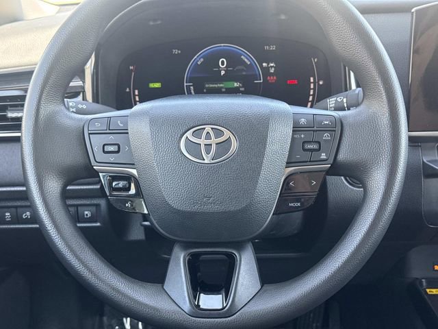 Used 2025 Toyota Camry LE image 12