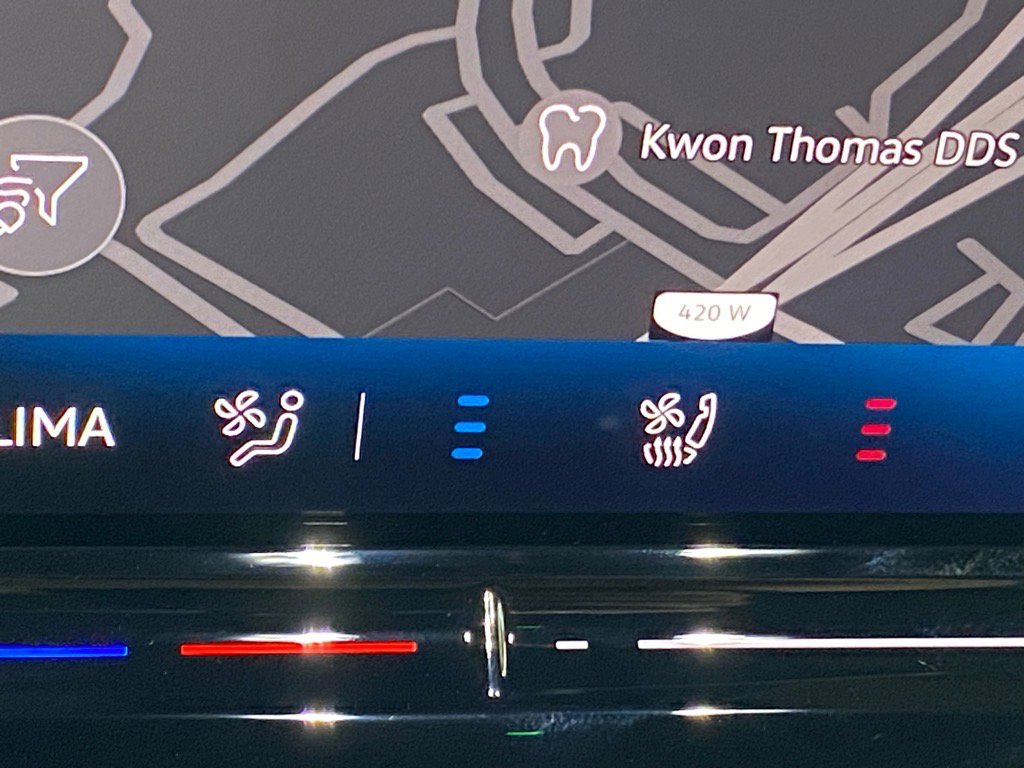 New 2025 Volkswagen Tiguan S image 9