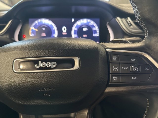 Used 2022 Jeep Grand Cherokee L Limited image 22
