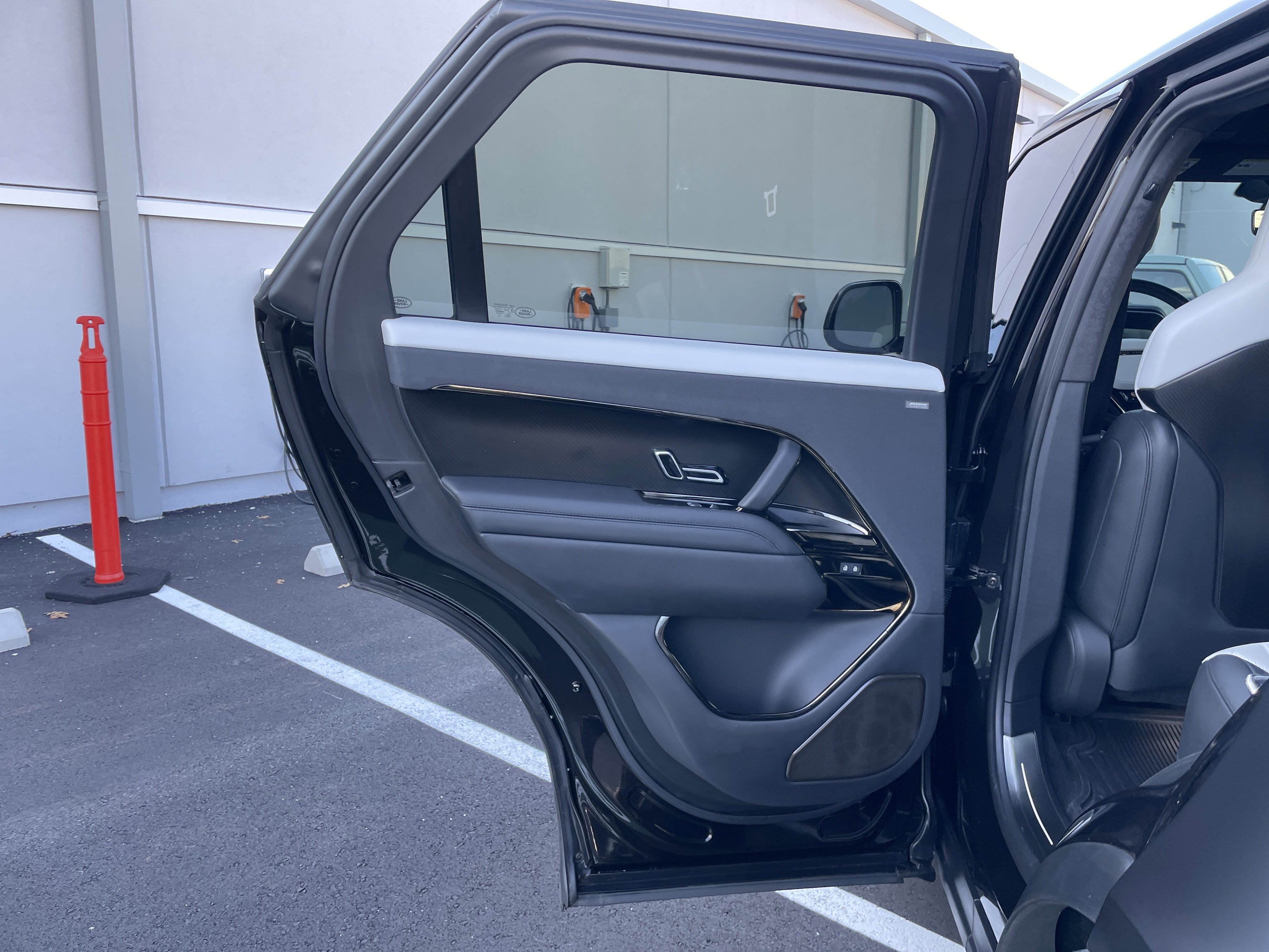 Used 2024 Land Rover Range Rover Sport image 29