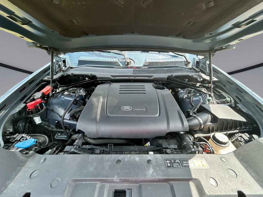 Used 2022 Land Rover Defender 110 S AWD/4WD image 31