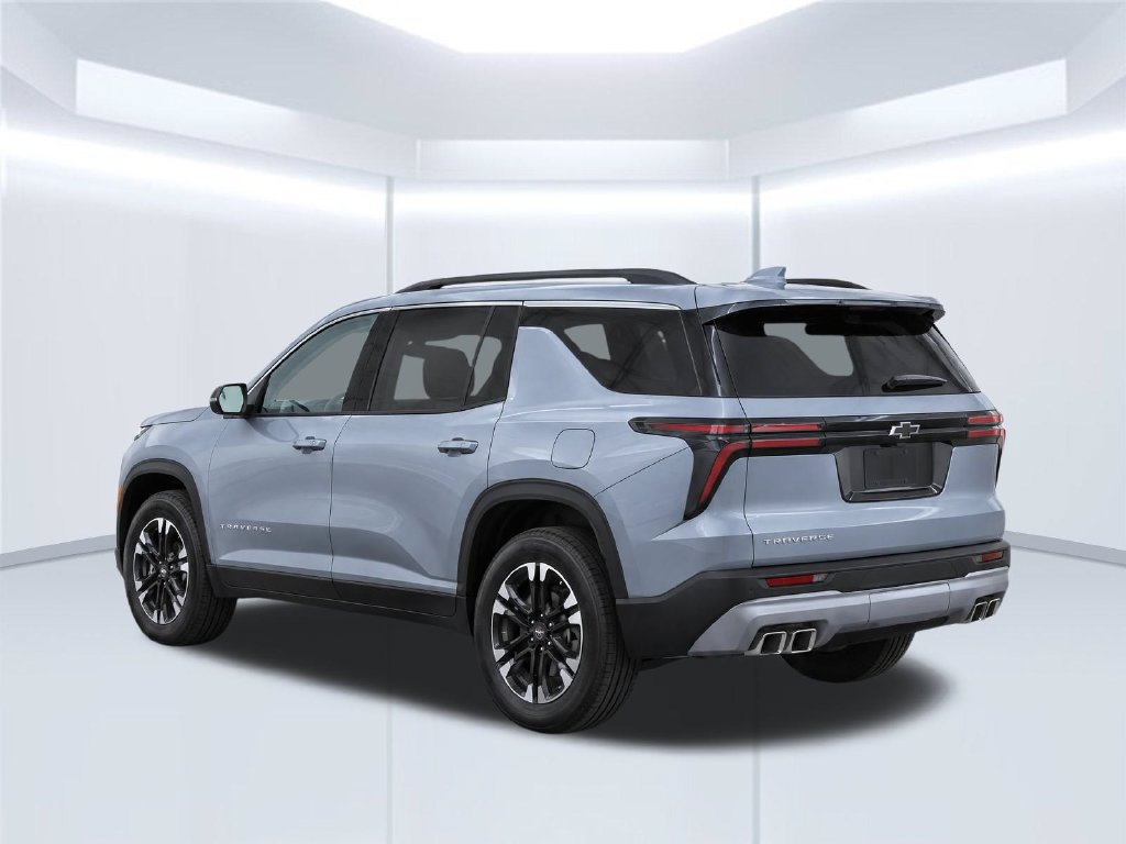New 2027 Chevrolet Traverse LT w/ Sun and Wheel Package FWD image 5
