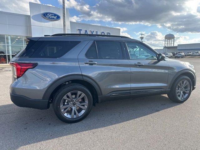 New 2026 Ford Explorer Active w/ Active Comfort Package image 18