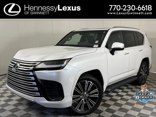Used 2022 Lexus LX 600 4WD w/ Luxury Package image 1