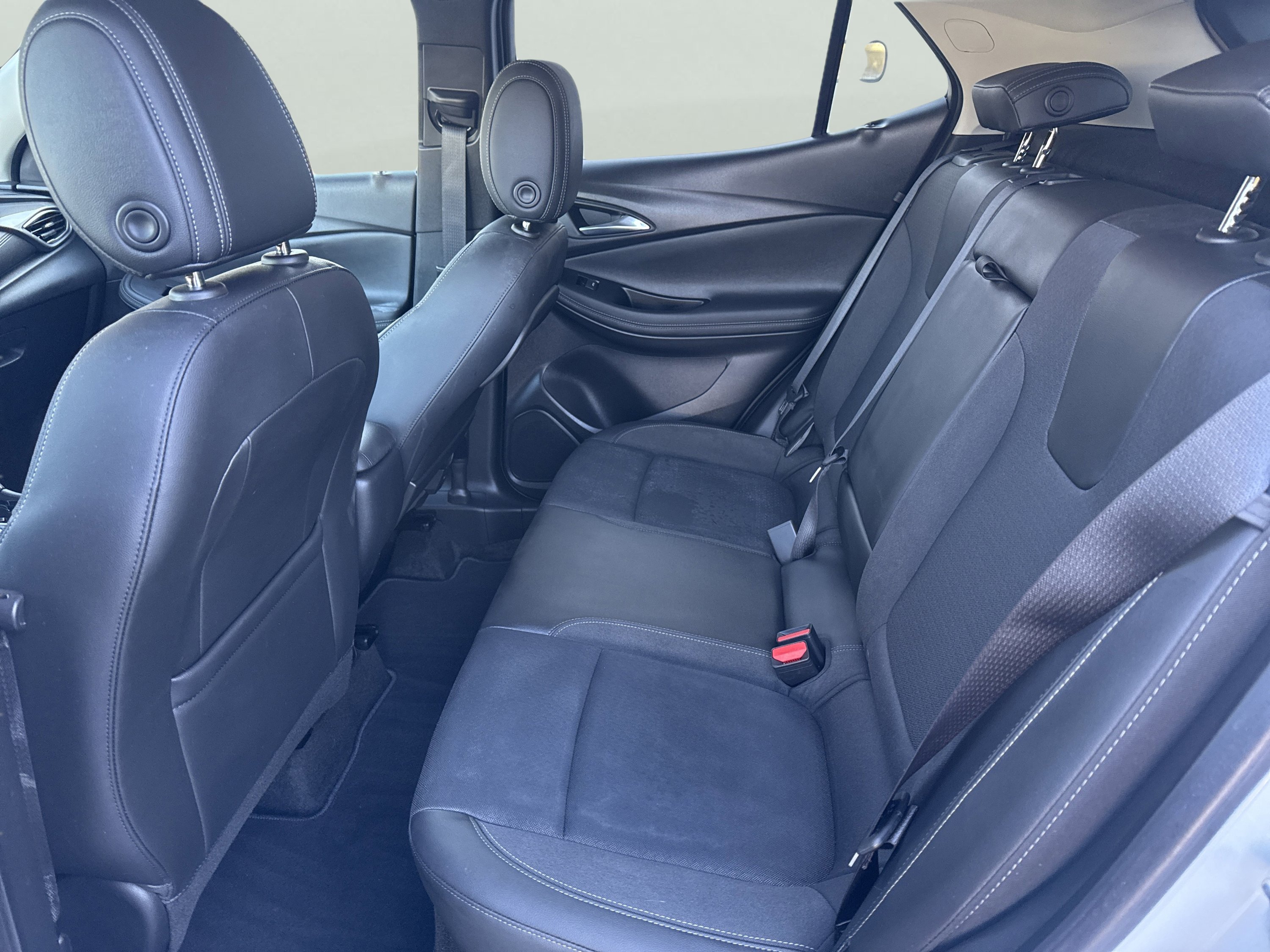 Used 2023 Buick Encore GX Select w/ Sport Touring Package image 12