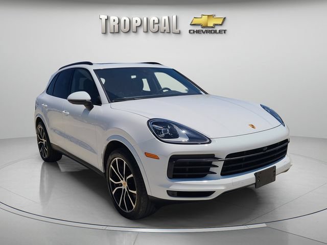 Used 2023 Porsche Cayenne Platinum Edition AWD/4WD image 4
