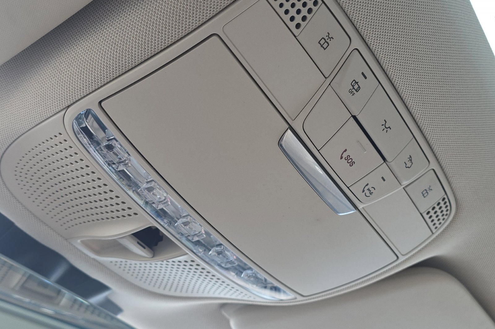 Used 2022 Mercedes-Benz GLC 300 4MATIC image 23