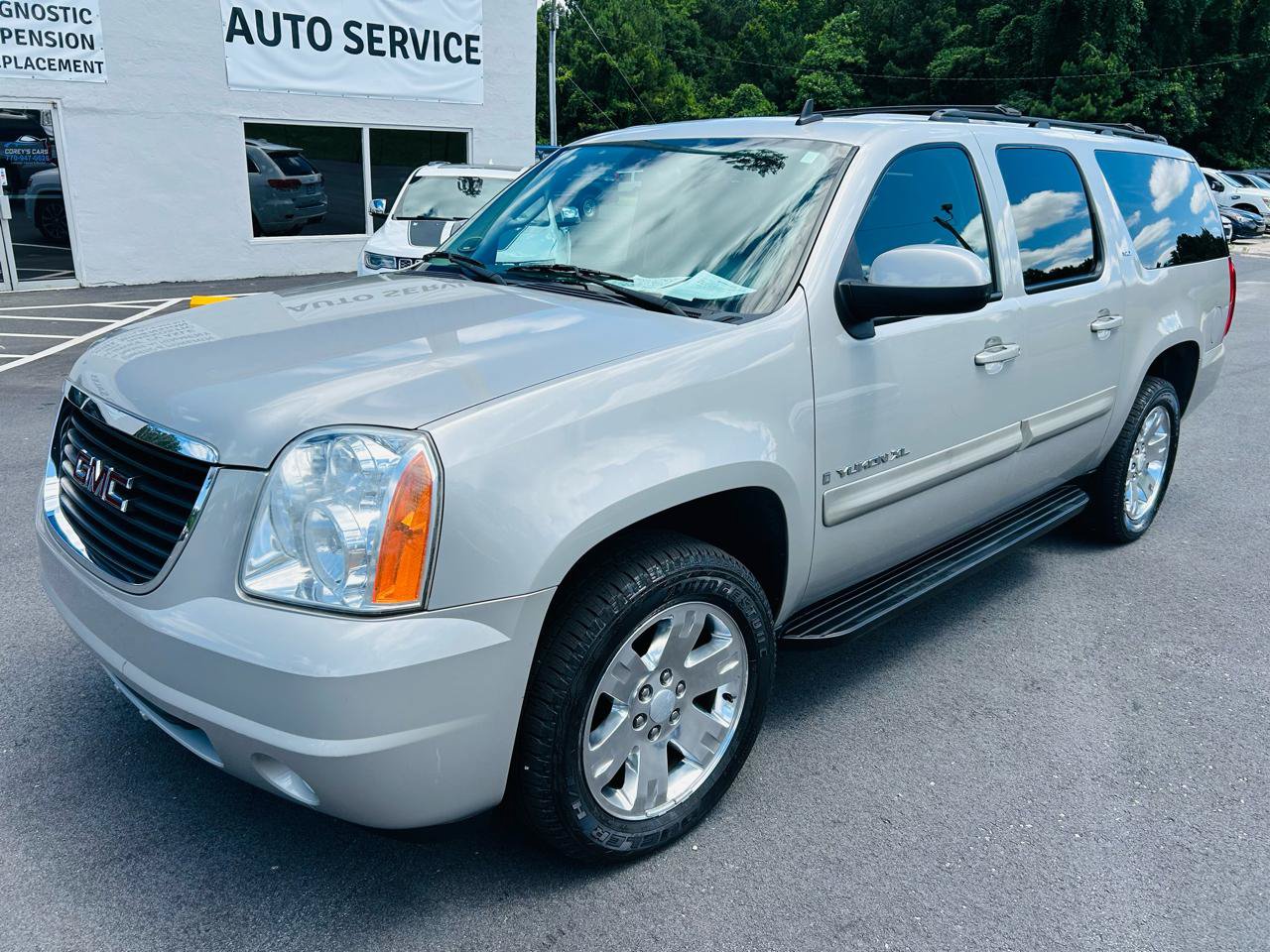 Used 2009 GMC Yukon XL SLT