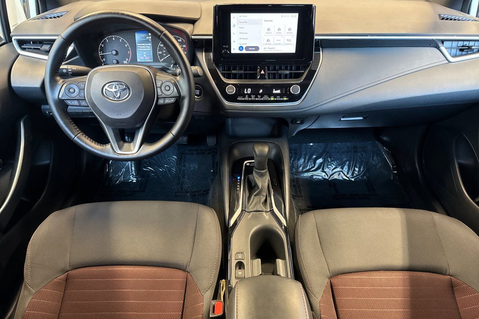 Used 2023 Toyota Corolla SE FWD image 18