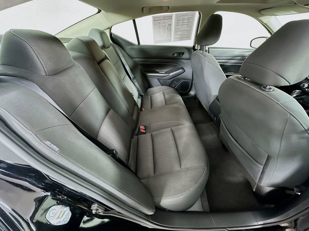 Used 2024 Nissan Altima 2.5 SV w/ SV Premium Package image 36