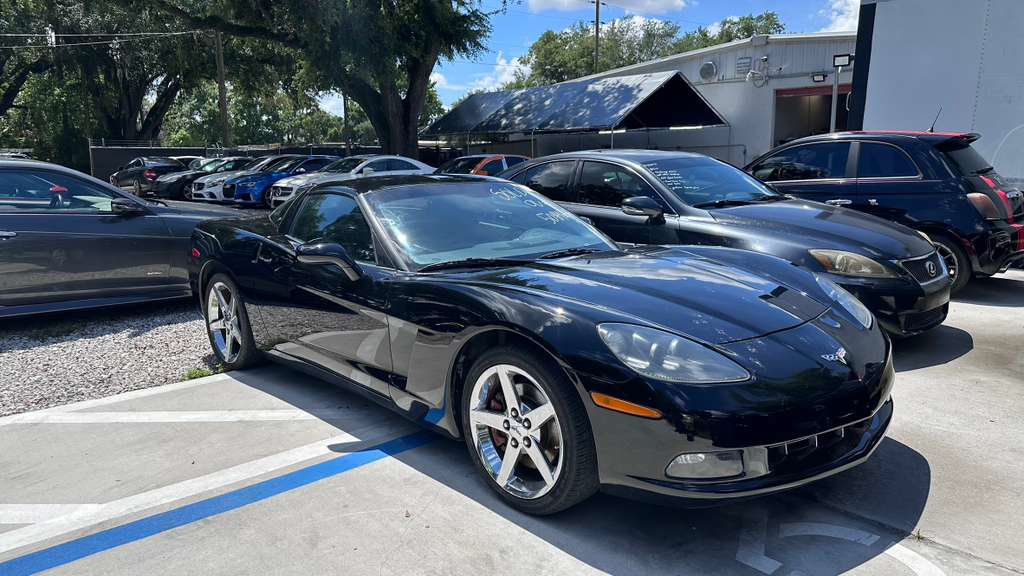 Used 2013 Chevrolet Corvette Coupe RWD image 11