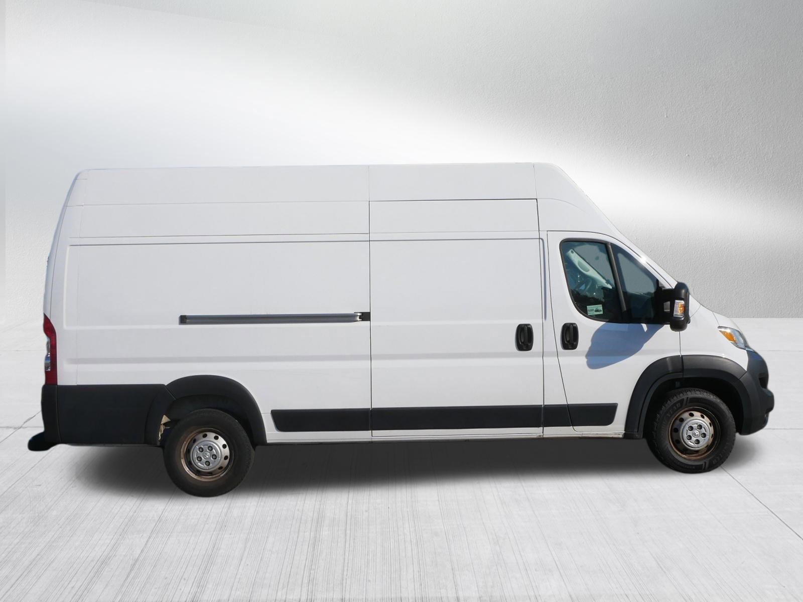 Used 2023 RAM ProMaster 3500 w/ Lane Management Group FWD image 8