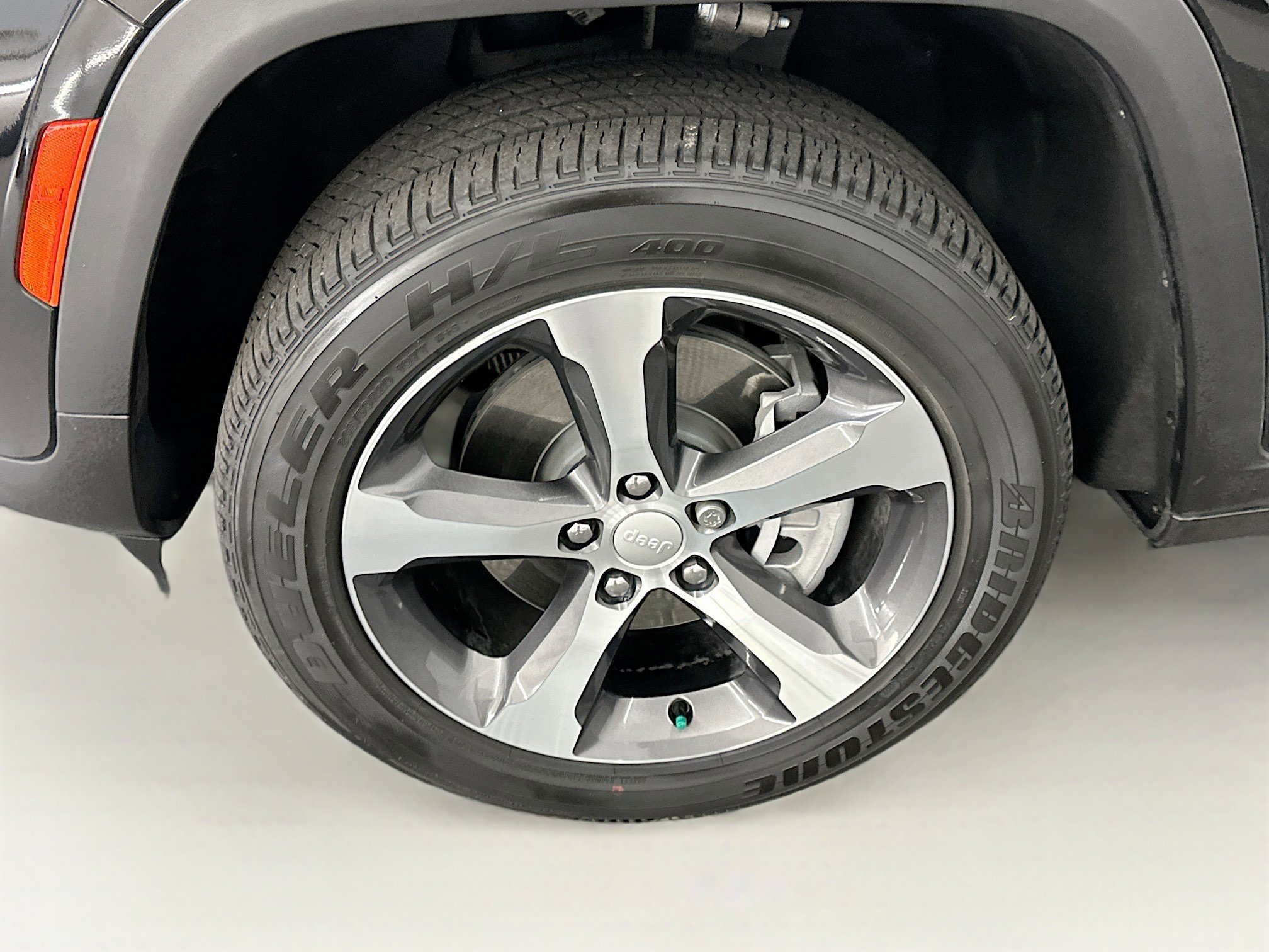 Used 2023 Jeep Grand Cherokee 4WD 4xe image 11
