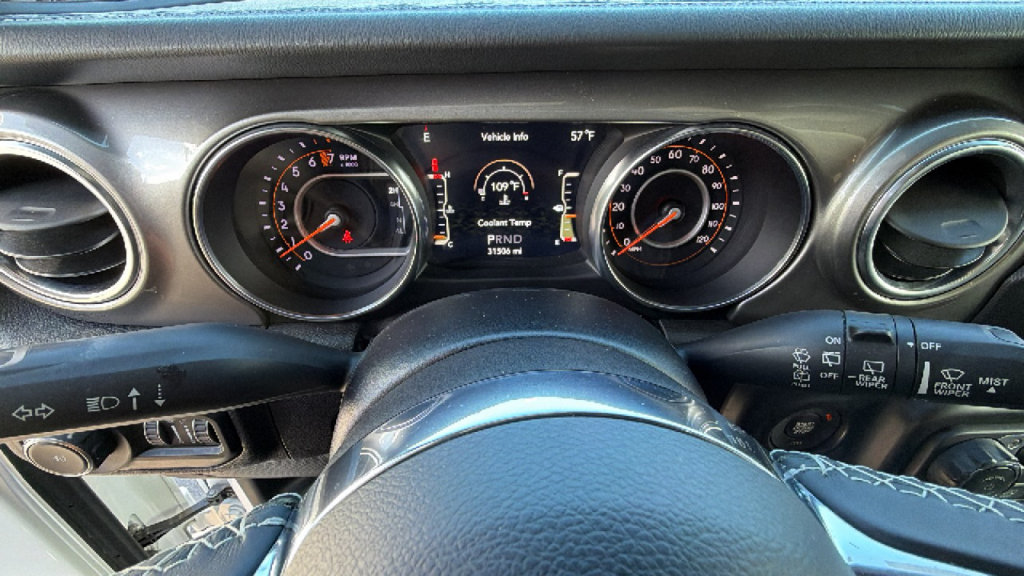 Used 2020 Jeep Wrangler Unlimited Sahara AWD/4WD image 21