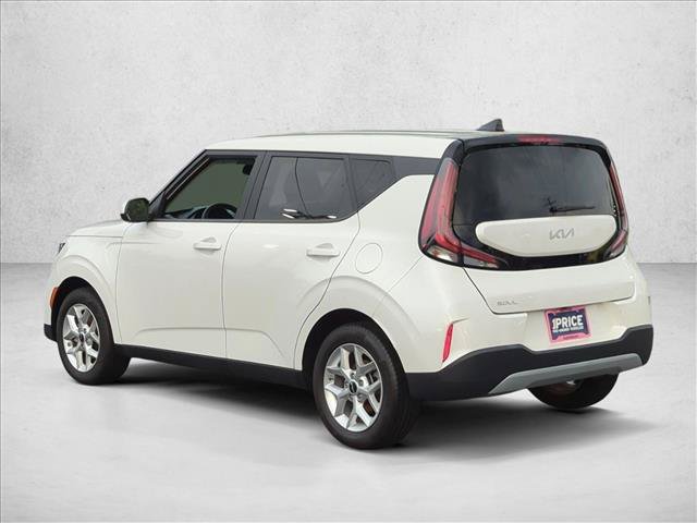 Used 2024 Kia Soul LX w/ Option Group 015 FWD image 8