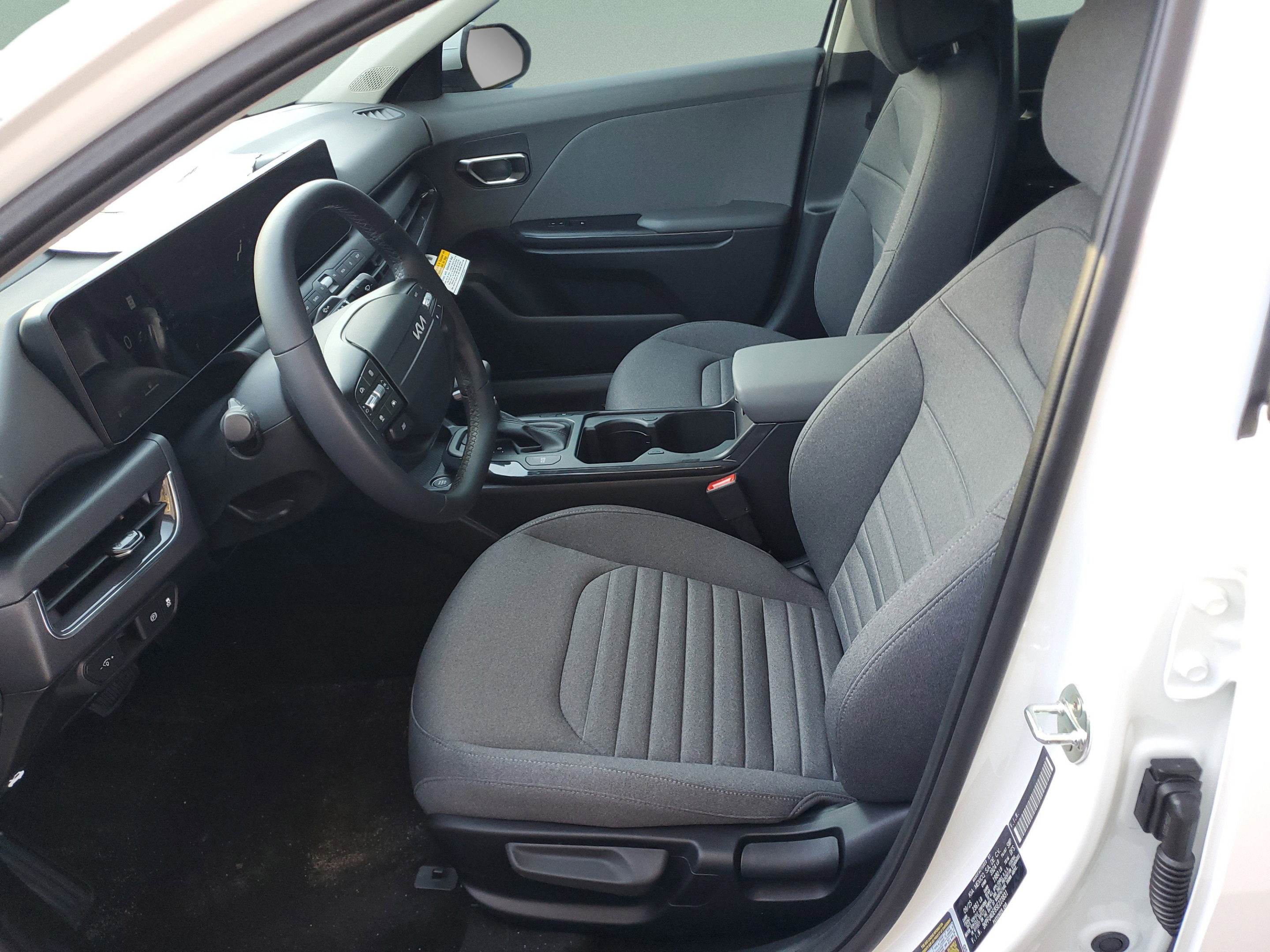 Certified 2025 Kia K4 EX FWD image 19