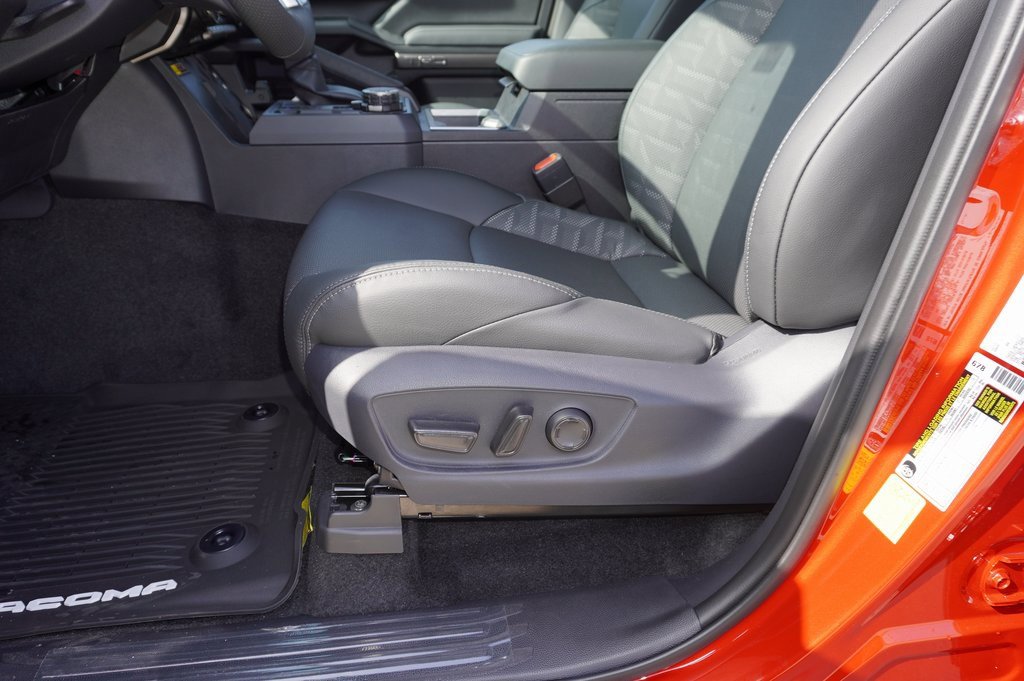 New 2025 Toyota Tacoma TRD Sport image 7