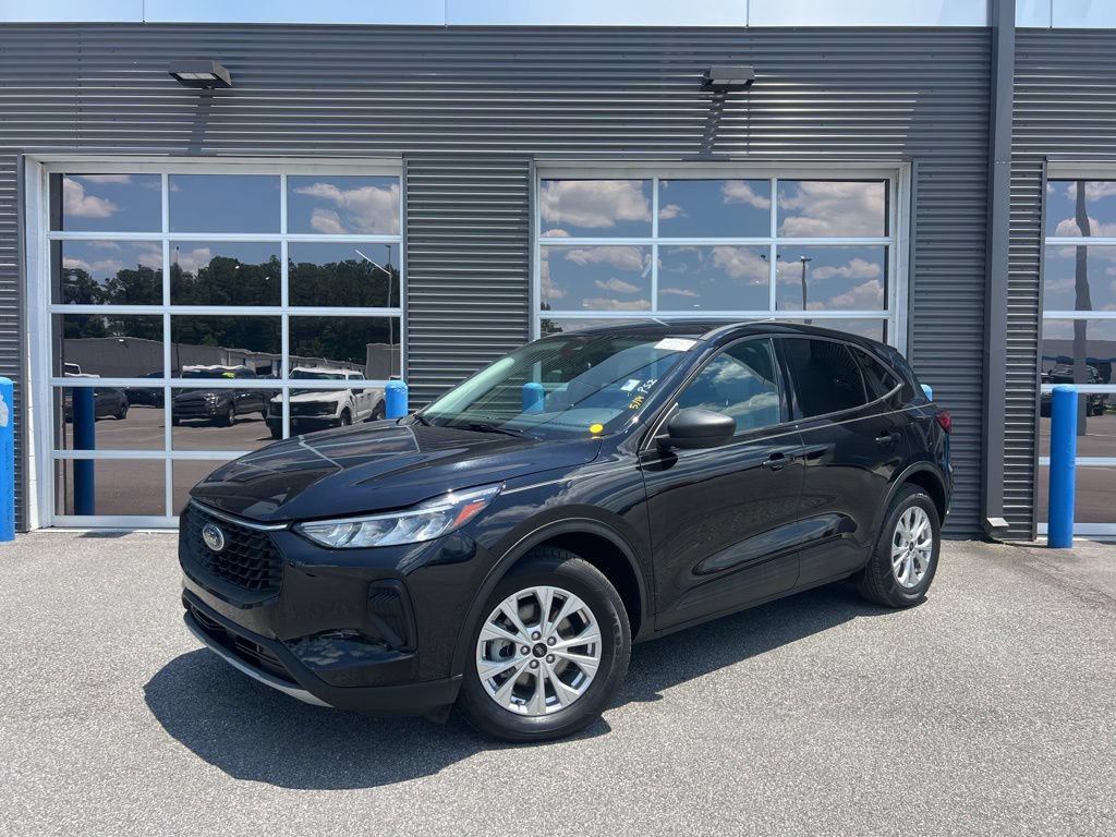 Used 2025 Ford Escape Active