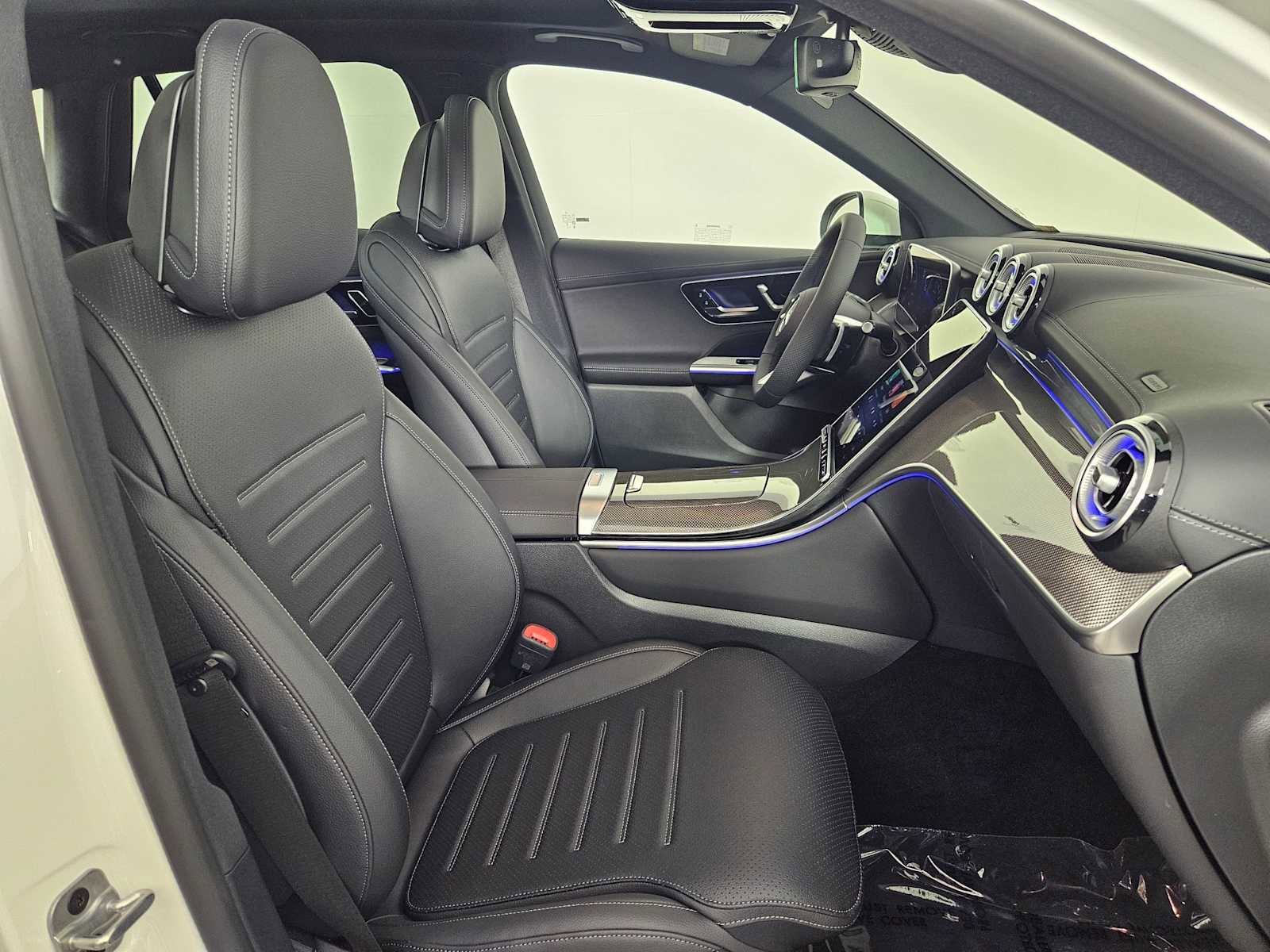 New 2025 Mercedes-Benz GLC 350e 4MATIC image 23