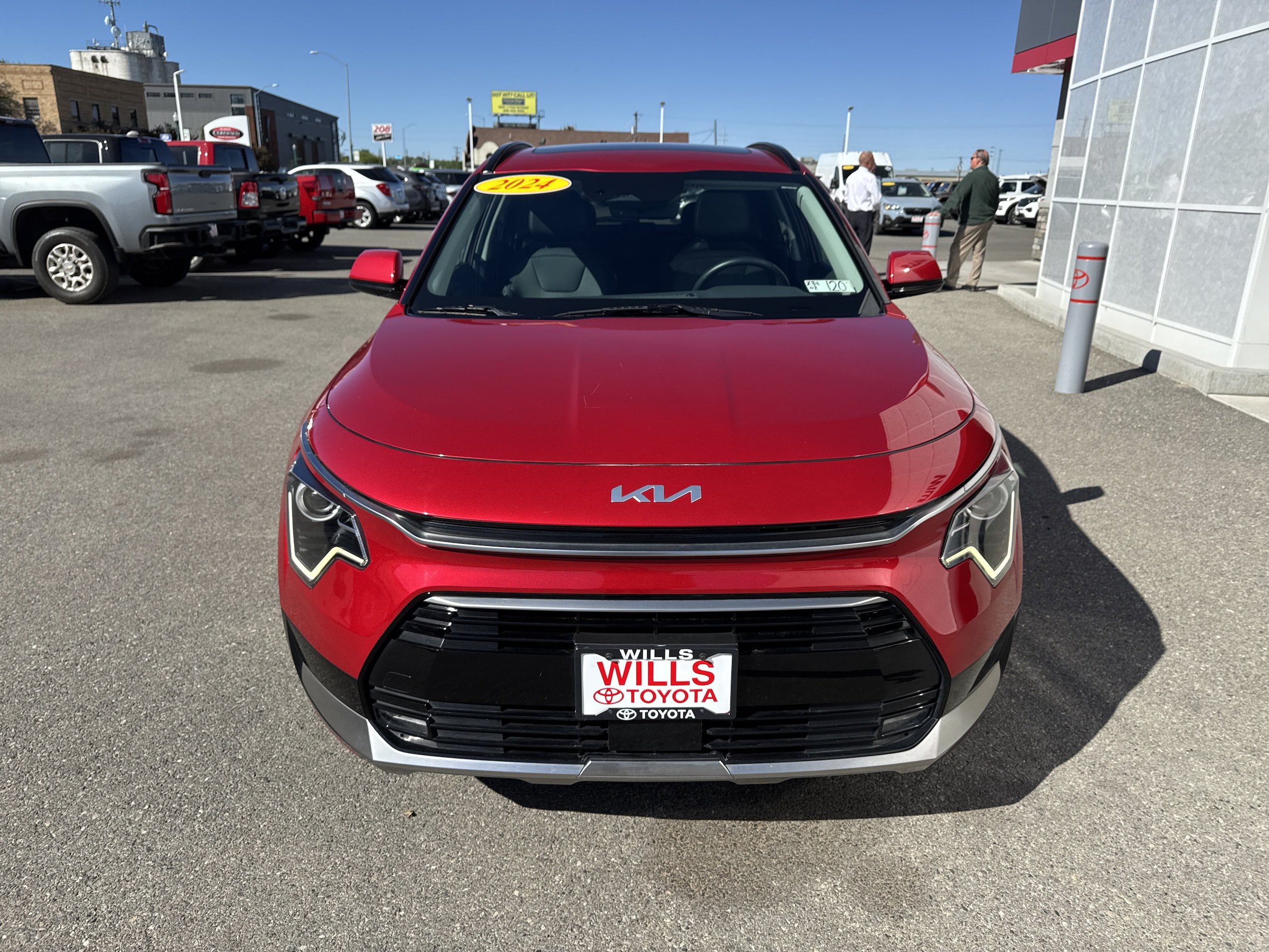Used 2024 Kia Niro EX Touring FWD image 5
