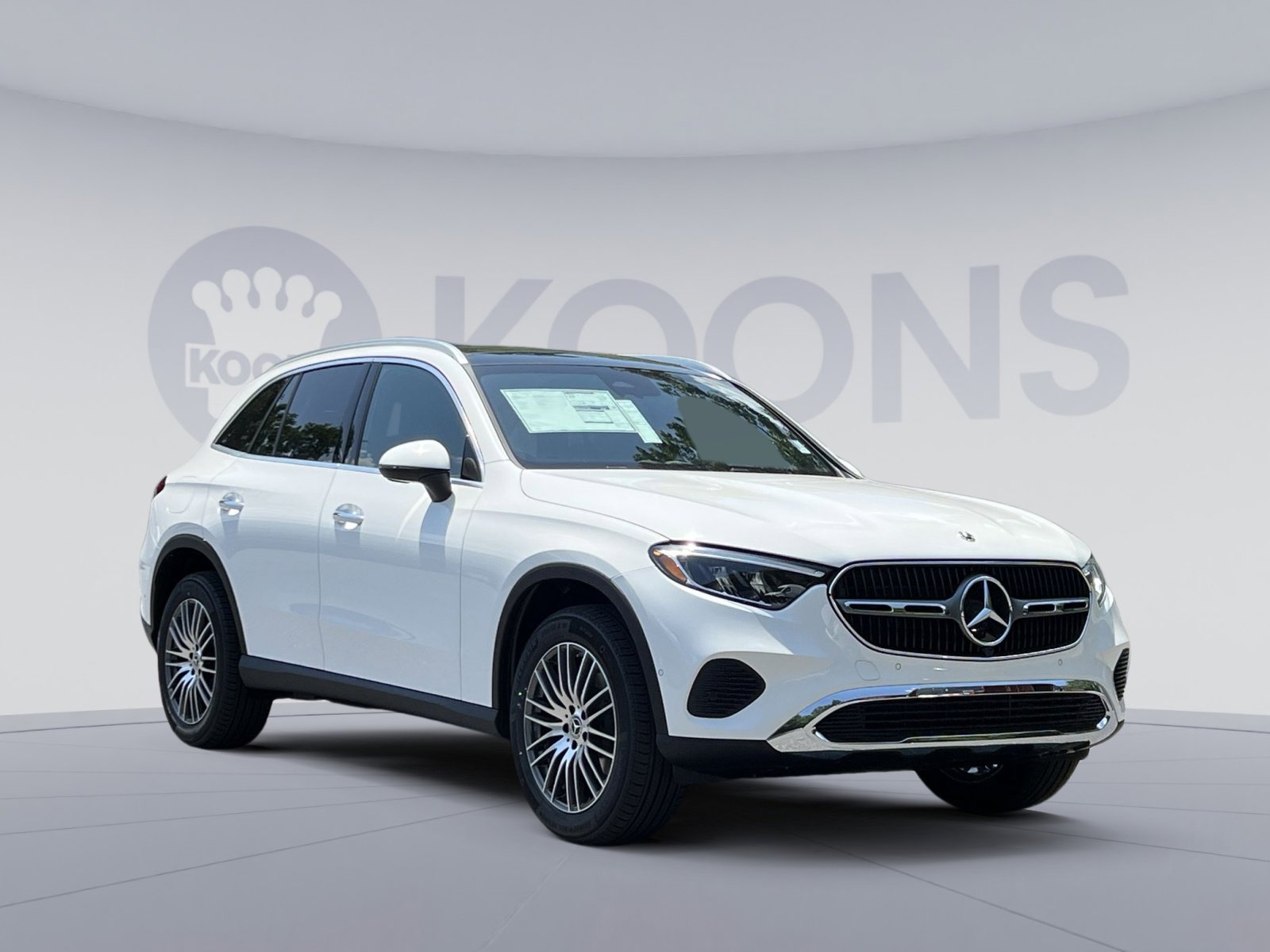 Certified 2025 Mercedes-Benz GLC 300 4MATIC image 8