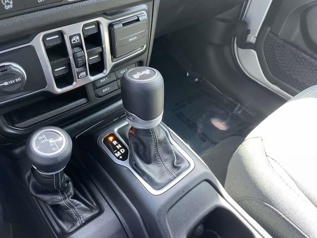 Used 2024 Jeep Wrangler Sport S image 23