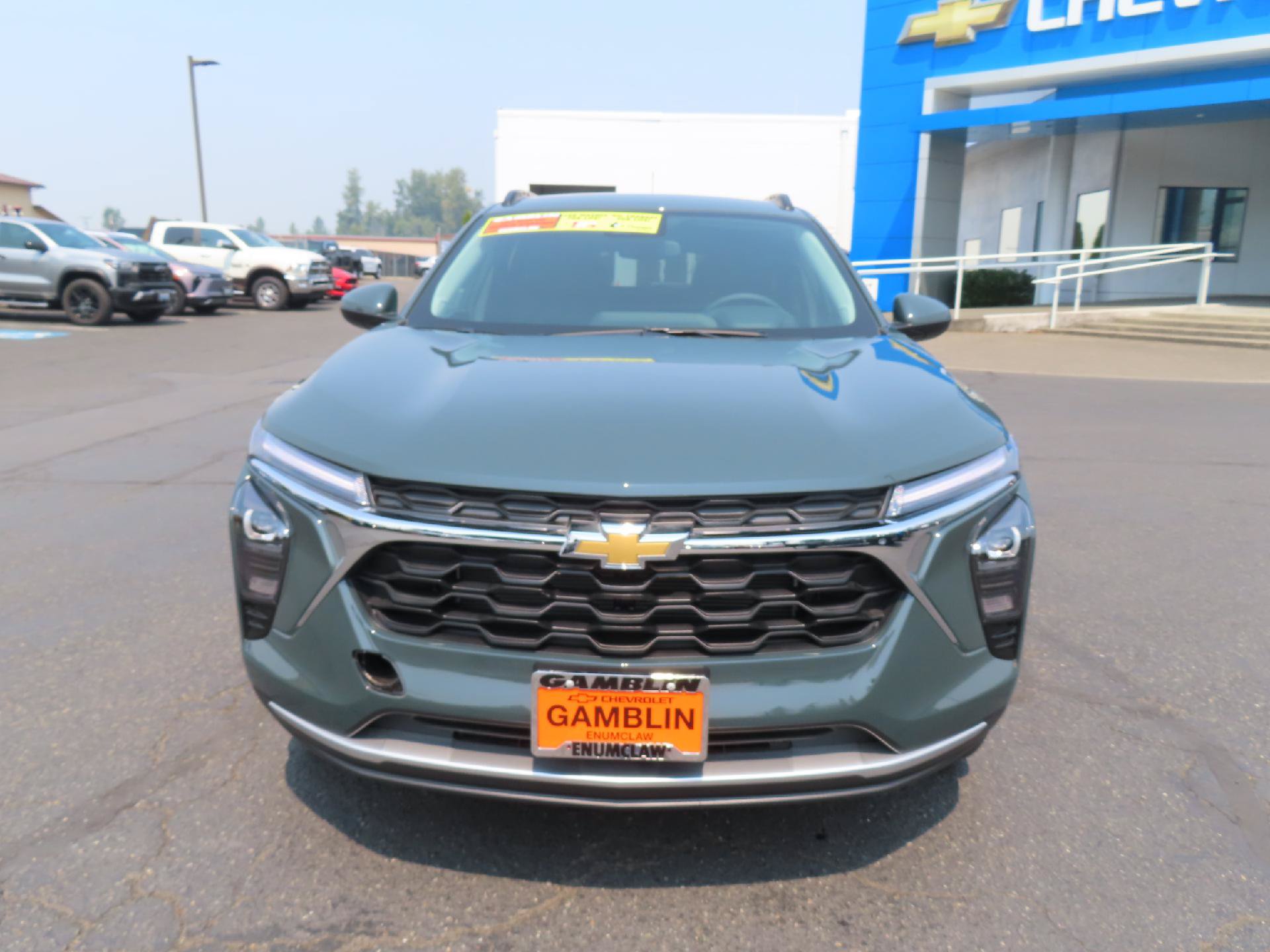 New 2026 Chevrolet Trax LT w/ Driver Confidence Package FWD image 2