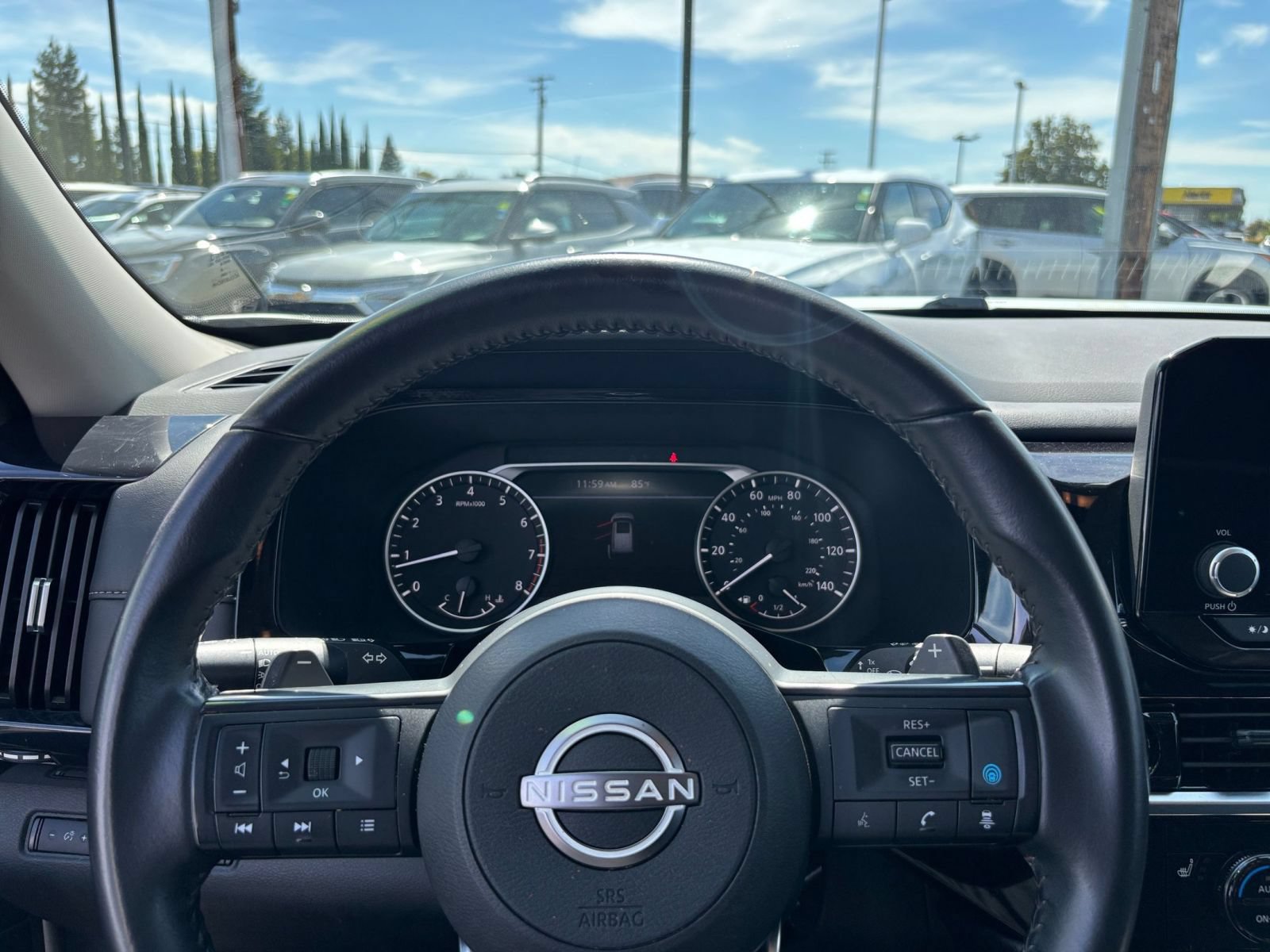 Used 2025 Nissan Pathfinder SV AWD/4WD image 29