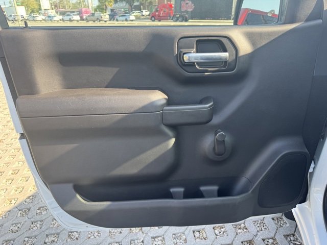 Used 2021 Chevrolet Silverado 1500 W/T w/ Trailering Package image 9