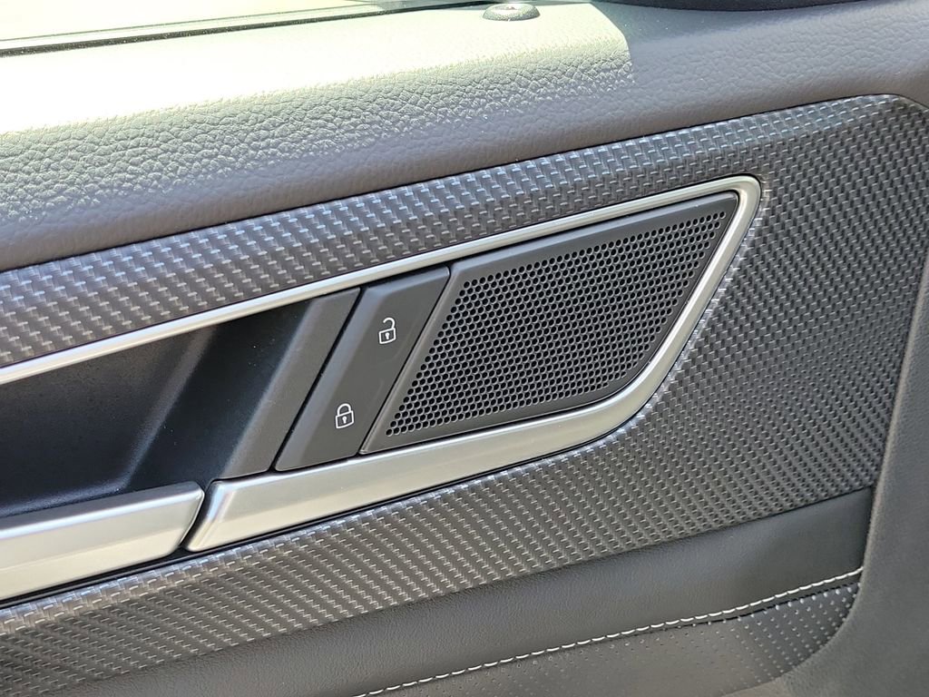 Used 2024 Volkswagen Atlas Cross Sport SEL R-Line AWD/4WD image 19