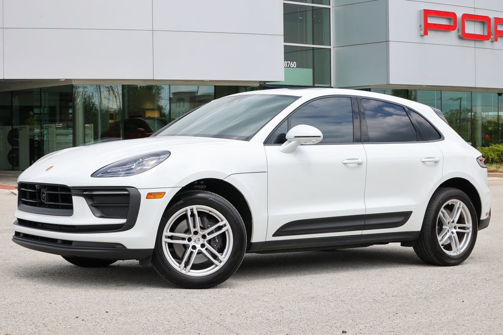 Certified 2023 Porsche Macan Turbo AWD/4WD image 10