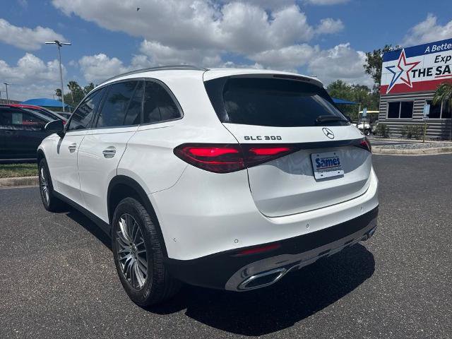 Used 2024 Mercedes-Benz GLC 300 4MATIC image 3