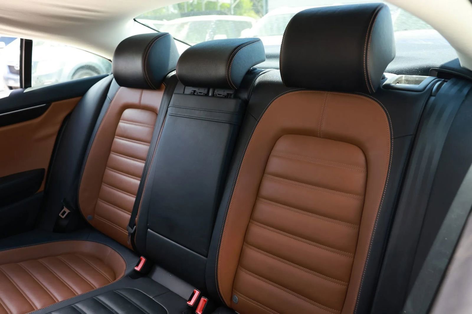 Used 2015 Volkswagen CC Executive FWD image 14