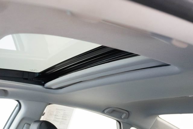 Used 2020 Honda Insight Touring image 4