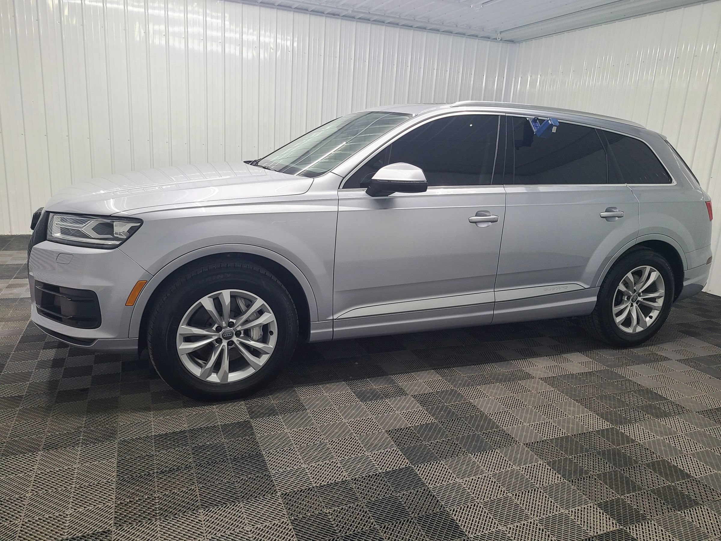 Used 2019 Audi Q7 2.0T Premium w/ Convenience Package AWD/4WD image 8