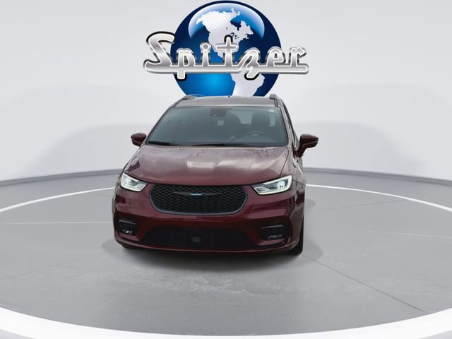 Used 2021 Chrysler Pacifica Touring-L w/ S Appearance Package image 4