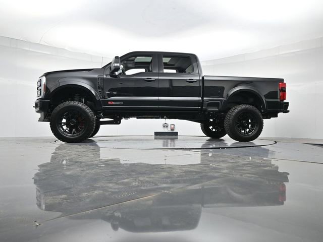 New 2025 Ford F250 XLT w/ Black Appearance Package image 35