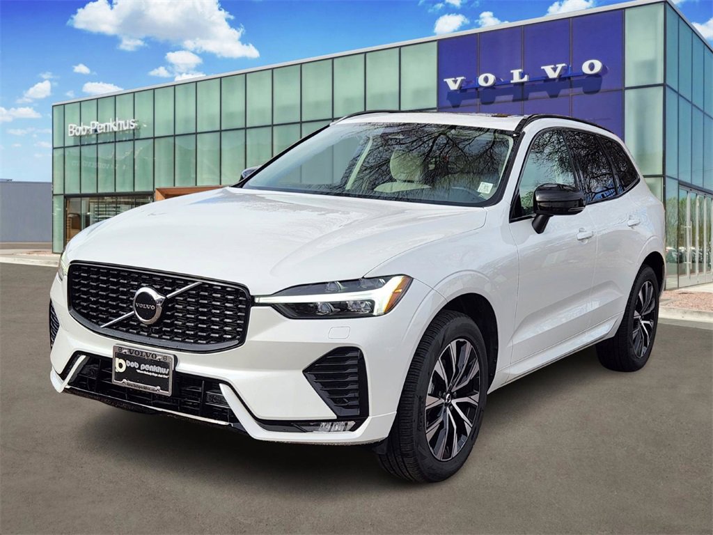 Used 2025 Volvo XC60 B5 Core w/ Protection Package Premier image 7